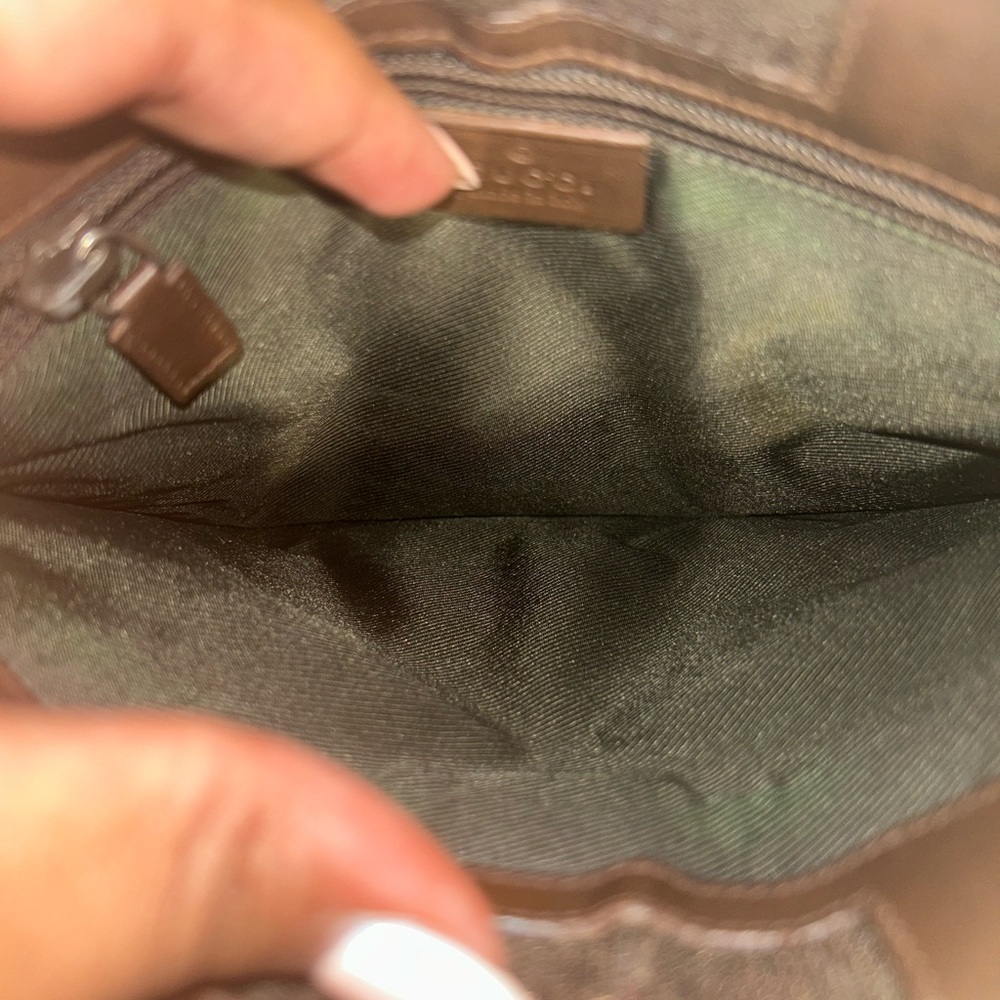 Gucci GG Canvas Messenger Bag - Picture 7 of 15